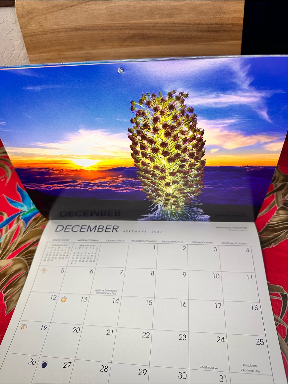 Maui The Valley Isle 2027 12 month Hawaii Calendar New - Picture 10 of 11